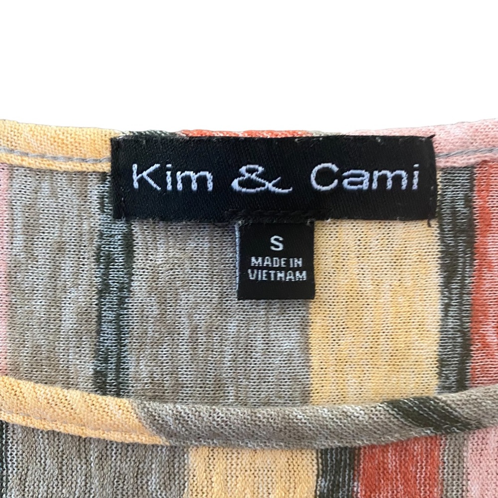 Kim & Cami NWOT Striped Top with Tie Front Small - Picture 13 of 14